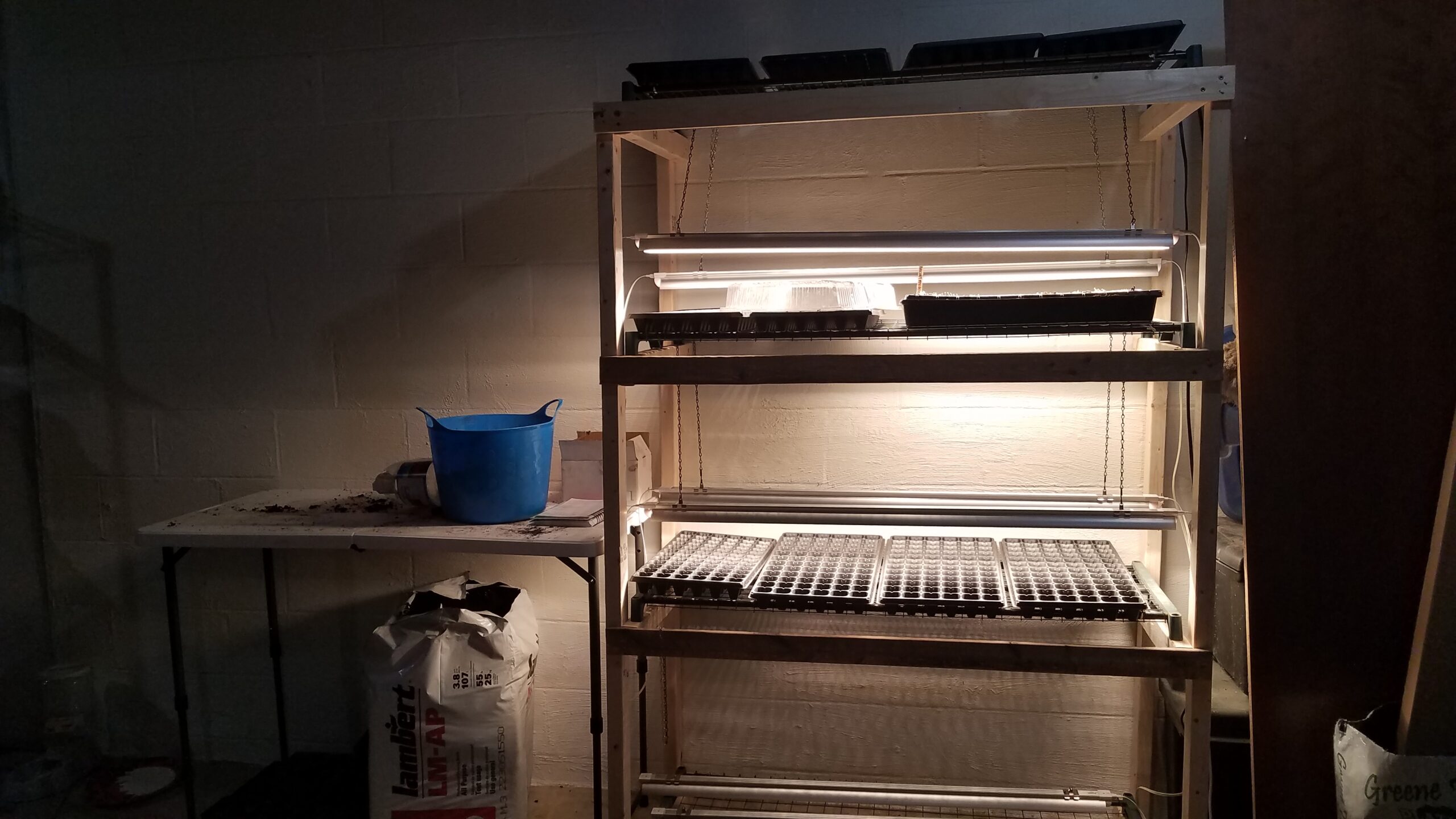 How to Build an Easy Grow Light Garden