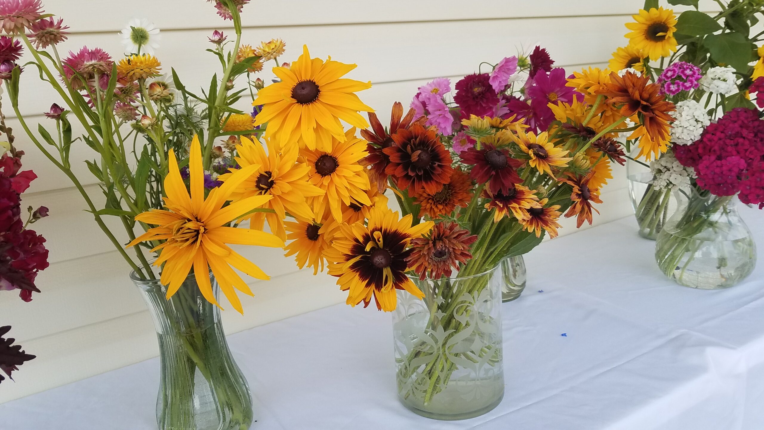 Tips on Hosting Bouquet Bars